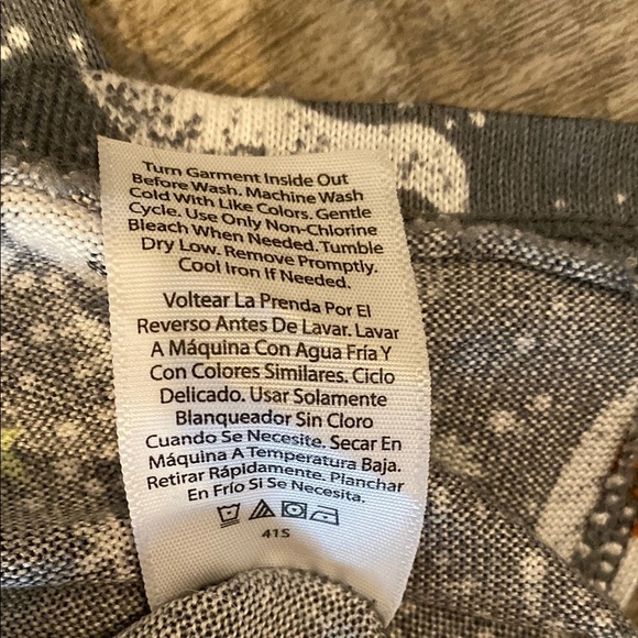 Ghost Print Short Sleeve Tee  Cropped pants PJ SET VERY SOFT - Picture 8 of 13